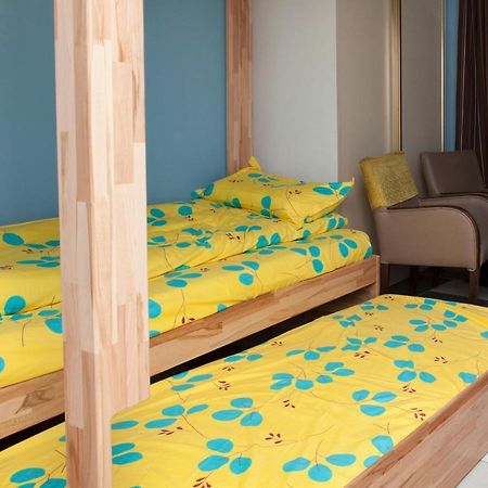 Bed and Breakfast Club246 Paris Saint Martin Екстер'єр фото